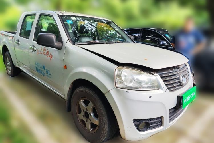 Used Great Wall Wingle 5 2016 2.8T Two-Wheel-Drive Entry-Level GW2.8TC Big Double-Cab GW2.8TC Front Right 45 Deg