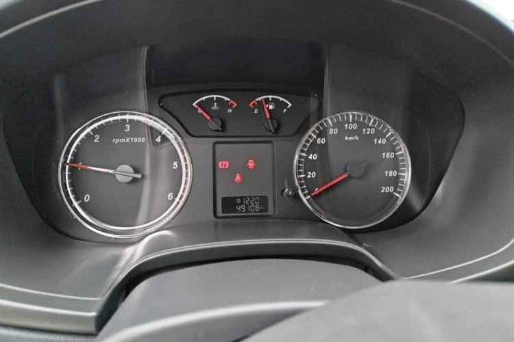 Used Great Wall Wingle 5 2016 2.0T Mine Edition Four-Wheel Drive Progressive Version Short Double Cab 4D20B Instrument Cluster