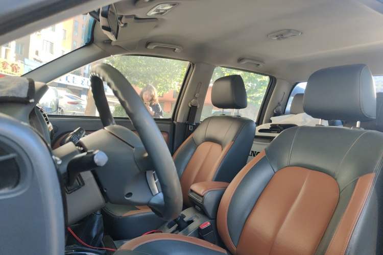 Used Great Wall Wingle 5 2016 2.0T Mine Edition Two-Wheel Drive Progressive Version Big Double Cab – 4D20B Left Front Seat