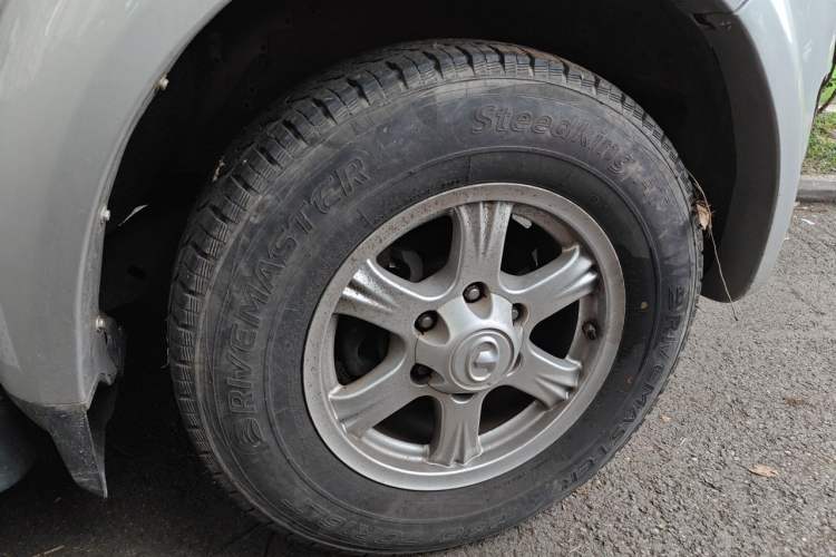 Used Great Wall Wingle 5 2016 2.0T Mine Edition Four-Wheel Drive Advanced Version Big Double Cab – 4D20B Right Front Wheel Hub