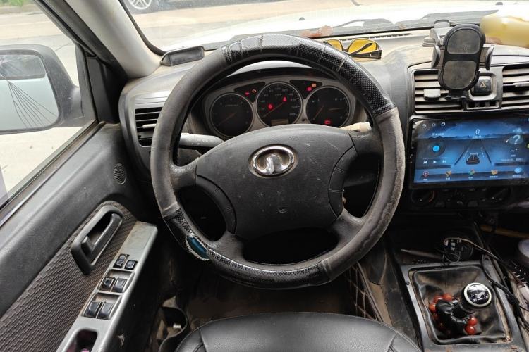 Used Great Wall Wingle 5 2016 2.8T Two-Wheel-Drive Entry-Level GW2.8TC Big Double-Cab GW2.8TC Steering Wheel