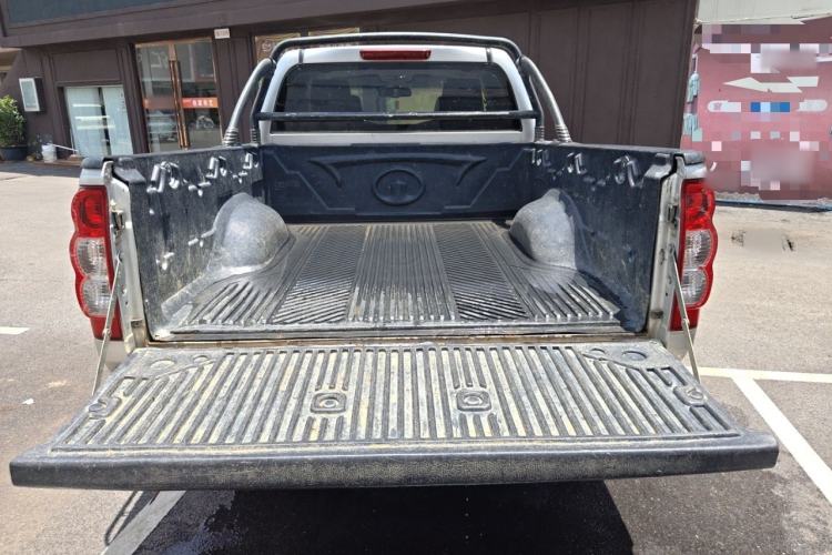 Used Great Wall Wingle 5 2016 2.0T Mine Edition Two-Wheel Drive Progressive Version Big Double Cab – 4D20B Trunk
