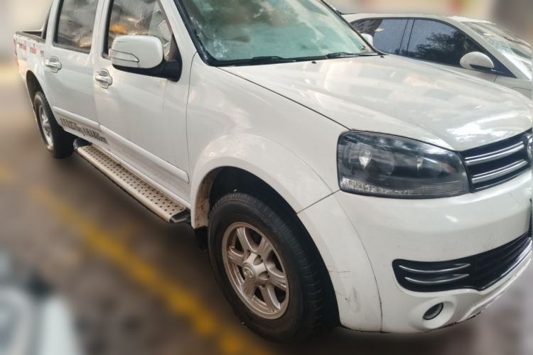 Used Great Wall Wingle 5 2016 2.8T Two-Wheel-Drive Entry-Level GW2.8TC Big Double-Cab GW2.8TC Front Right 45 Deg