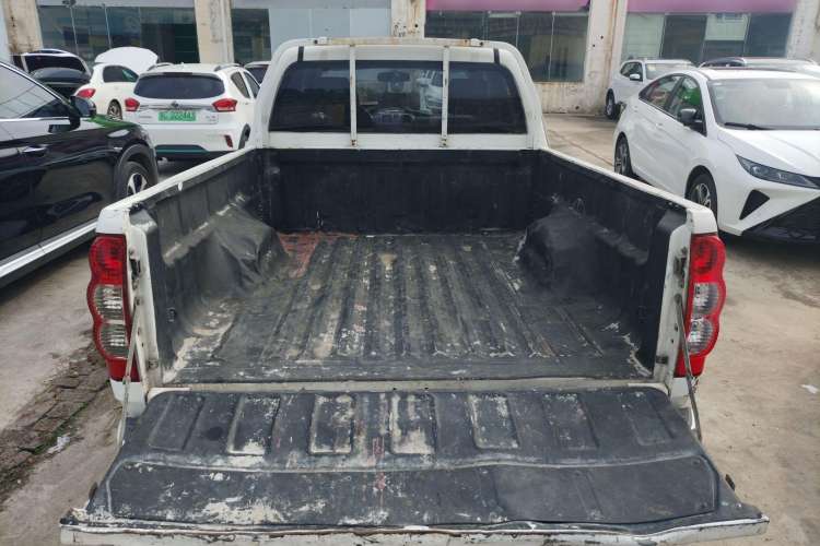 Used Great Wall Wingle 5 2016 2.2L Wealth Edition Two-Wheel Drive Progressive Version Big Double Cab – 491QE Trunk