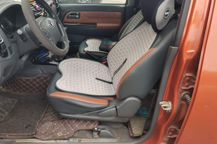 Used Great Wall Wingle 5 2016 2.0T Mine Edition Two-Wheel Drive Progressive Version Big Double Cab – 4D20B Left Front Seat