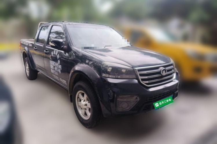 Used Great Wall Wingle 5 2017 2.4L European Version Gasoline Two-Wheel Drive Entry-Level Big Double Cab 4G69S4N Front Right 45 Deg