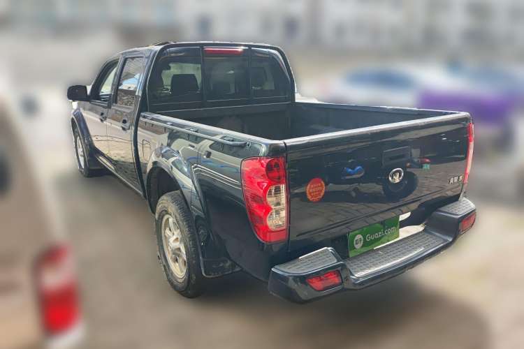 Used Great Wall Wingle 5 2017 2.0T European-Style Diesel 4x4 Ambition Version with Extended Double Cab – GW4D20E Rear Left 45 Deg