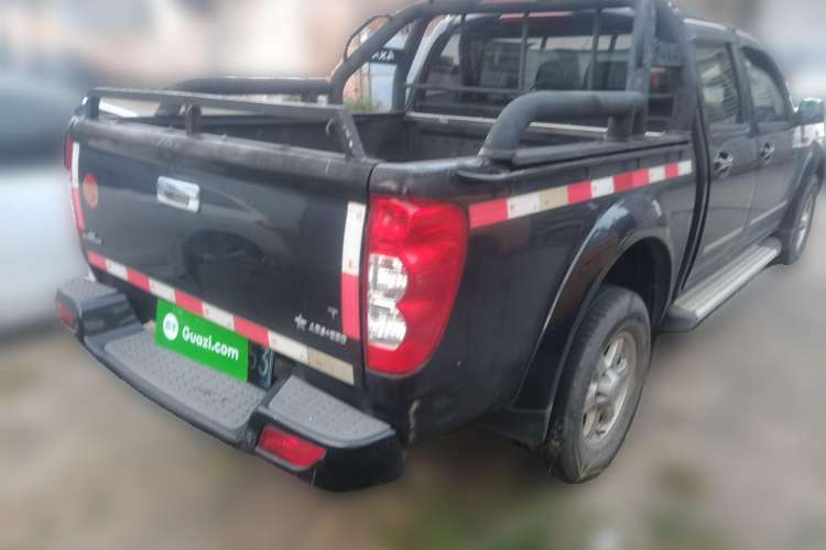 Used Great Wall Wingle 5 2017 2.0T European-spec Diesel Two-Wheel-Drive Entry-Level Big Double-Cab GW4D20D Rear Right 45 Deg