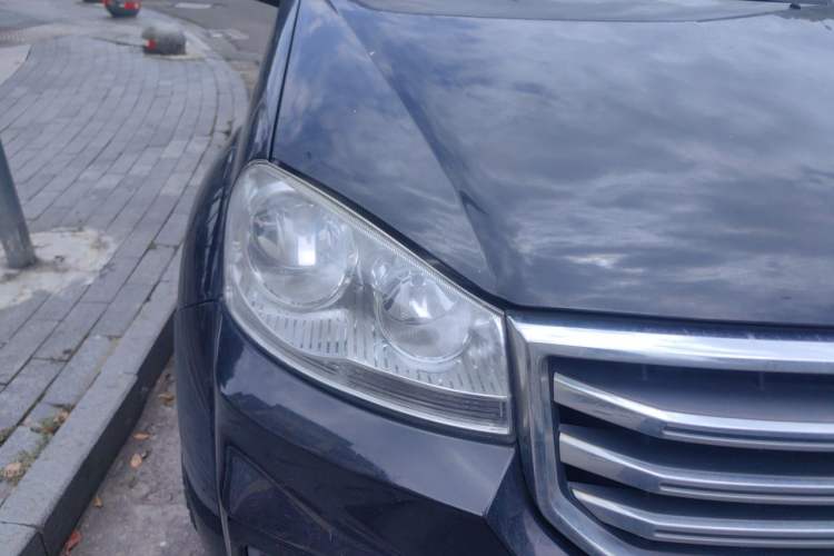 Used Great Wall Wingle 5 2017 2.0T European Version Diesel Two-Wheel Drive Advanced Large Double-Cab GW4D20E Right Front Headlight