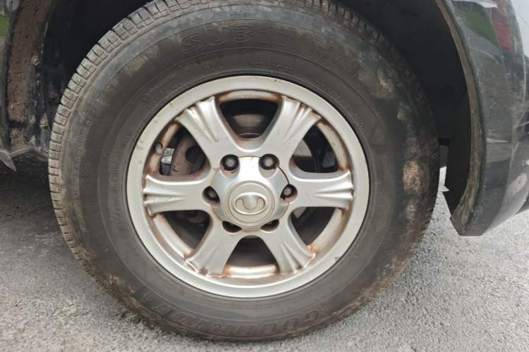 Used Great Wall Wingle 5 2017 2.0T European Version Diesel Two-Wheel Drive Advanced Large Double-Cab GW4D20E Right Front Wheel Hub