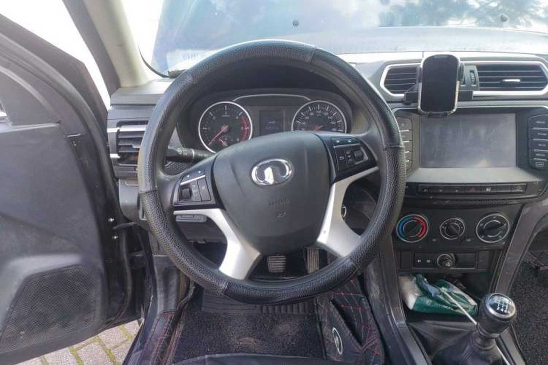 Used Great Wall Wingle 5 2017 2.0T European Version Diesel 4x4 Elite Large Double-Cab GW4D20D Steering Wheel