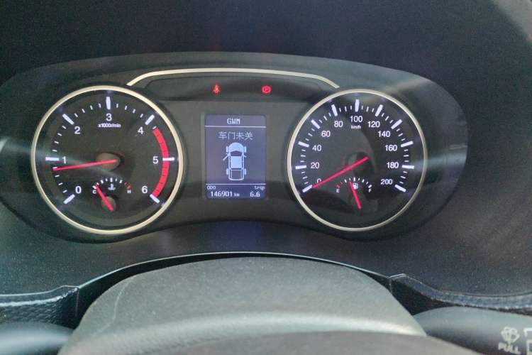 Used Great Wall Wingle 5 2017 2.0T European Version Diesel Two-Wheel Drive Advanced Large Double-Cab GW4D20E Instrument Cluster