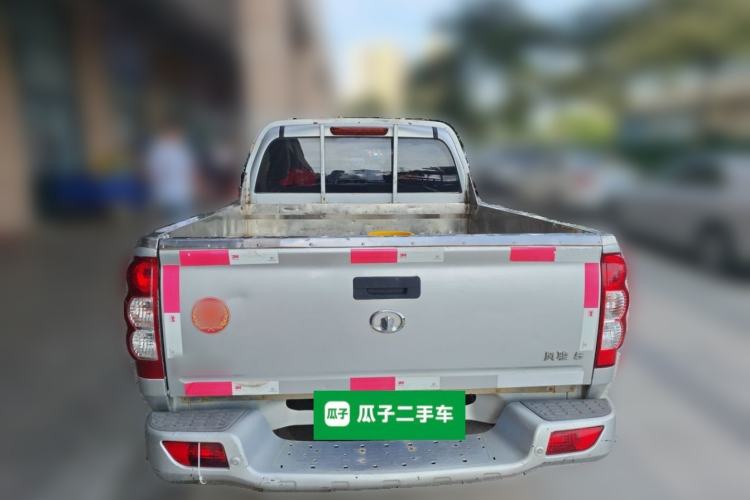 Used Great Wall Wingle 5 2017 2.0T European Version Diesel Two-Wheel Drive Advanced Large Double-Cab GW4D20E Rear