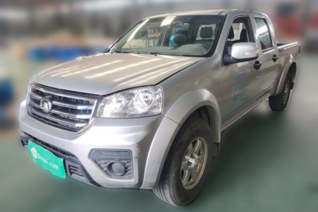 Ojetý Great Wall Wingle 5 2017 2.0T European Version Diesel Two-Wheel Drive Advanced Large Double-Cab GW4D20E