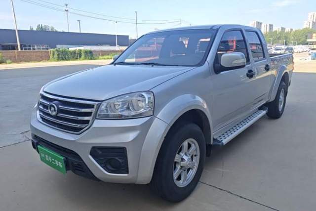 Used Great Wall Wingle 5 2017 2.0T European Version Diesel Two-Wheel Drive Advanced Large Double-Cab GW4D20E