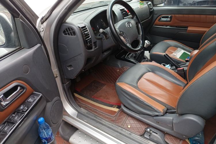 Used Great Wall Wingle 5 2017 2.8T Classic Edition Two-Wheel Drive Big Double-Cab GW2.8TC-2 Driver Seat