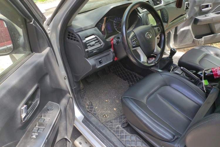 Used Great Wall Wingle 5 2017 2.0T European Version Diesel 4x4 Elite Large Double-Cab GW4D20D Driver Seat