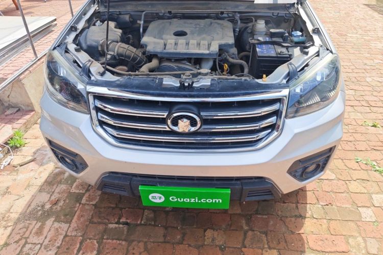 Used Great Wall Wingle 5 2017 2.0T European Version Diesel Two-Wheel Drive Elite Plus Big Double-Cab GW4D20D Engine Bay