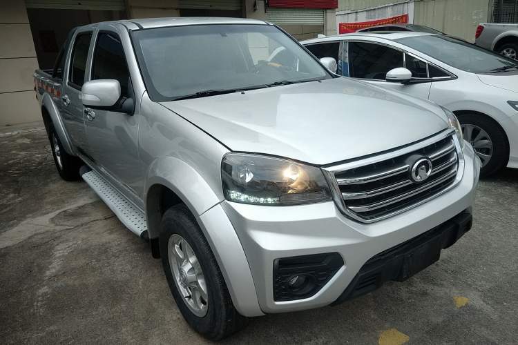 Used Great Wall Wingle 5 2017 2.0T European-Style Diesel Two-Wheel-Drive Elite Version with Large Double Cab – GW4D20B Exterior 1