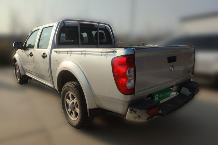 Used Great Wall Wingle 5 2017 2.0T European-spec Diesel Two-Wheel-Drive Entry-Level Big Double-Cab GW4D20D Exterior 3