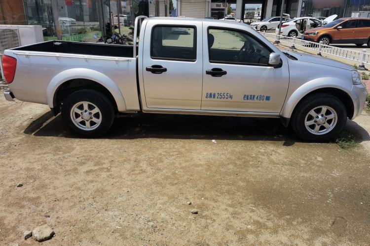 Used Great Wall Wingle 5 2017 2.0T European Version Diesel Two-Wheel Drive Advanced Large Double-Cab GW4D20E Exterior 3
