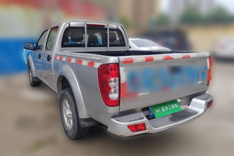 Used Great Wall Wingle 5 2017 2.0T European Version Diesel Two-Wheel Drive Advanced Large Double-Cab GW4D20E Exterior 3
