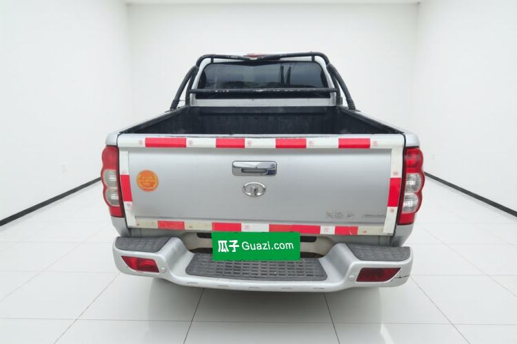 Used Great Wall Wingle 5 2017 2.0T European Version Diesel Two-Wheel Drive Elite Plus Big Double-Cab GW4D20D Exterior 4