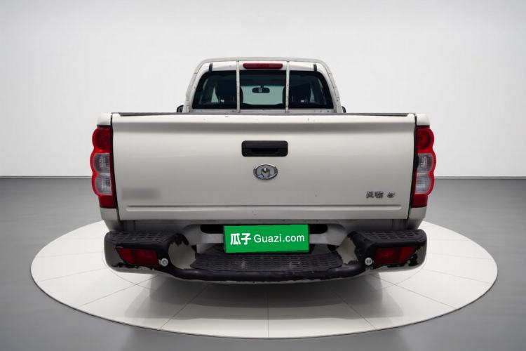 Used Great Wall Wingle 5 2017 2.0T European-spec Diesel Two-Wheel-Drive Entry-Level Big Double-Cab GW4D20D Exterior 4