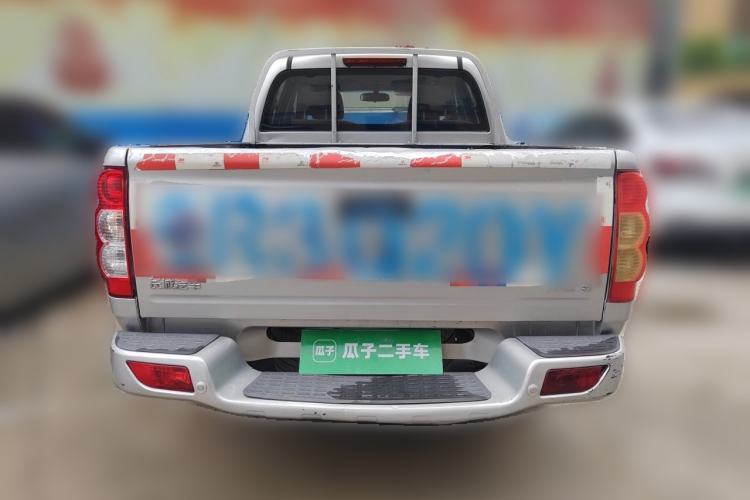 Used Great Wall Wingle 5 2017 2.0T European Version Diesel Two-Wheel Drive Advanced Large Double-Cab GW4D20E Exterior 4