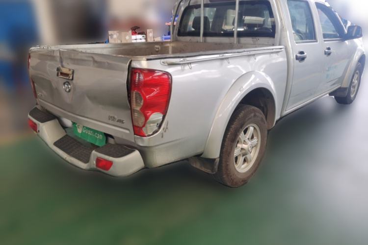 Used Great Wall Wingle 5 2017 2.0T European Version Diesel Two-Wheel Drive Advanced Large Double-Cab GW4D20E Exterior 5
