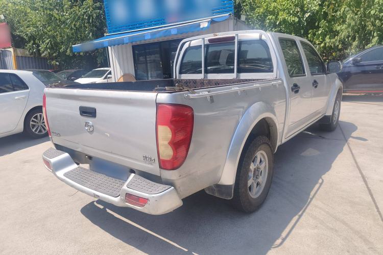 Used Great Wall Wingle 5 2017 2.0T European-Style Diesel 4x4 Ambition Version with Extended Double Cab – GW4D20E Exterior 5