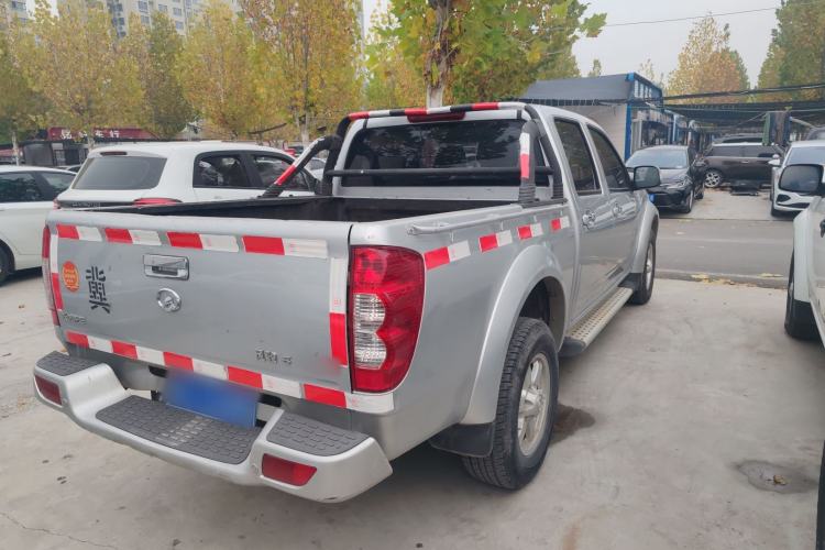 Used Great Wall Wingle 5 2017 2.0T European Version Diesel Two-Wheel Drive Elite Plus Big Double-Cab GW4D20D Exterior 6