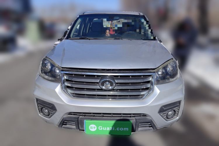 Used Great Wall Wingle 5 2017 2.0T European-Style Diesel Two-Wheel-Drive Elite Version Small Double-Cab GW4D20B Front