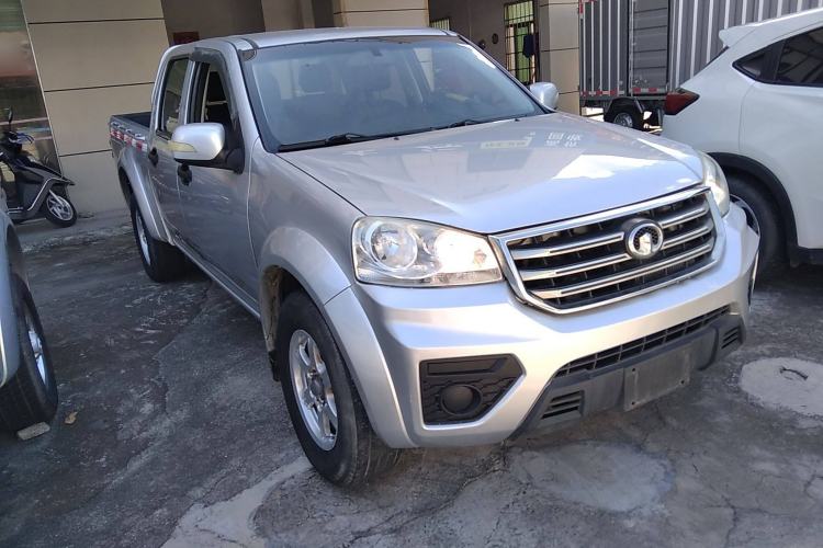Used Great Wall Wingle 5 2017 2.0T European-spec Diesel Two-Wheel-Drive Entry-Level Big Double-Cab GW4D20D Front Right 45 Deg
