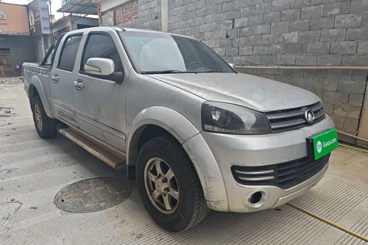 Used Great Wall Wingle 5 2017 2.8T European Version Diesel Two-Wheel Drive Elite Compact Double-Cab GW2.8TC Front Right 45 Deg