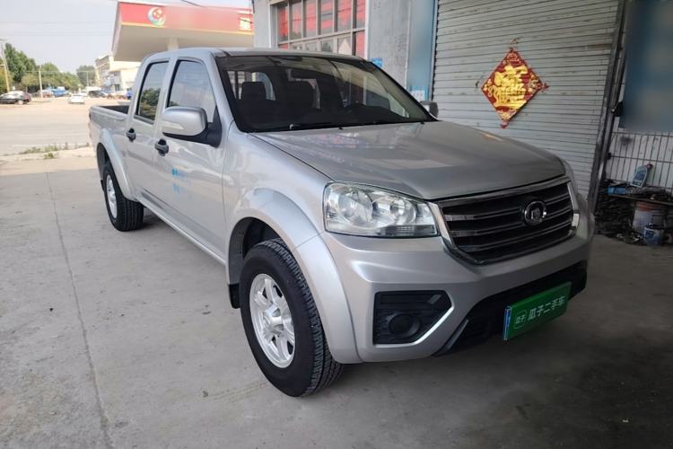 Used Great Wall Wingle 5 2017 2.0T European Version Diesel Two-Wheel Drive Advanced Large Double-Cab GW4D20E Front Right 45 Deg