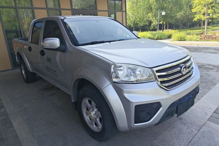 Used Great Wall Wingle 5 2017 2.0T European Version Diesel Two-Wheel Drive Advanced Large Double-Cab GW4D20E Front Right 45 Deg