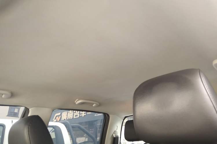 Used Great Wall Wingle 5 2017 2.0T European Version Diesel Two-Wheel Drive Advanced Large Double-Cab GW4D20E Headliner