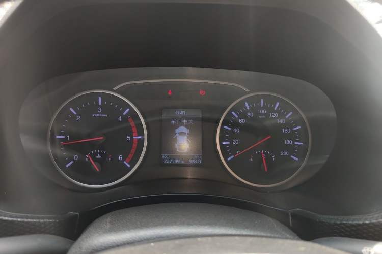 Used Great Wall Wingle 5 2017 2.0T European-spec Diesel Two-Wheel Drive Entry-Level Small Double-Cab GW4D20E Instrument Cluster