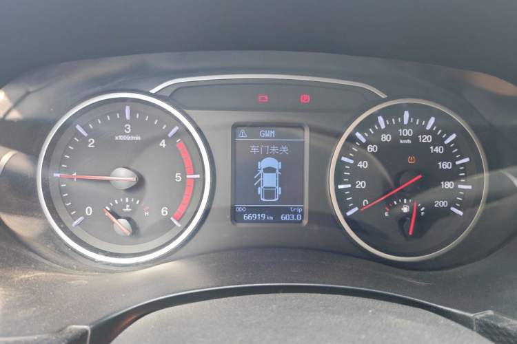 Used Great Wall Wingle 5 2017 2.0T European Version Diesel Two-Wheel Drive Elite Plus Big Double-Cab GW4D20D Instrument Cluster