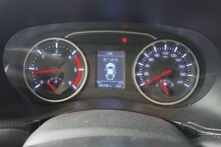 Used Great Wall Wingle 5 2017 2.0T European Version Diesel Two-Wheel Drive Advanced Large Double-Cab GW4D20E Instrument Cluster