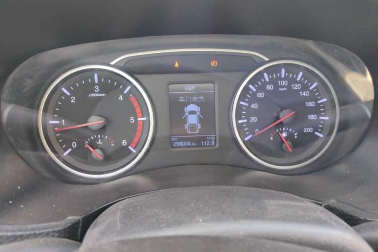 Used Great Wall Wingle 5 2017 2.0T European-Style Diesel Two-Wheel-Drive Elite Version Small Double-Cab GW4D20B Instrument Cluster