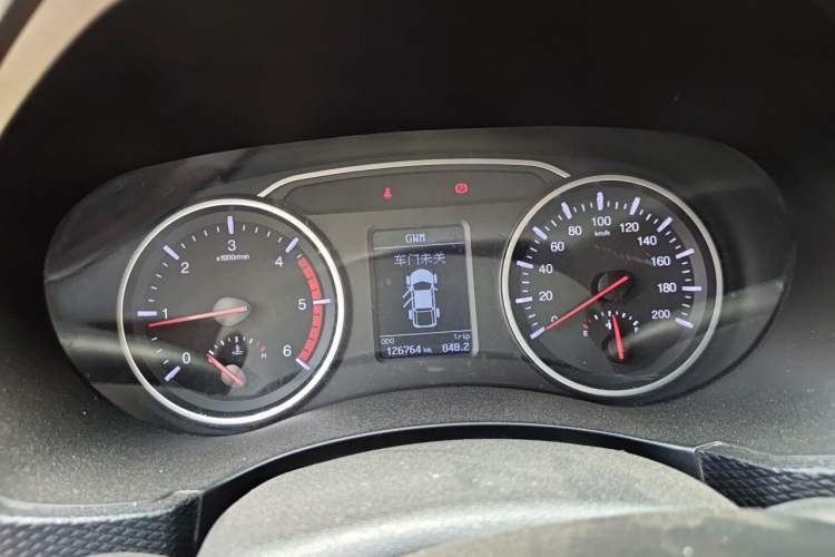 Used Great Wall Wingle 5 2017 2.0T European Version Diesel Two-Wheel Drive Advanced Large Double-Cab GW4D20E Instrument Cluster
