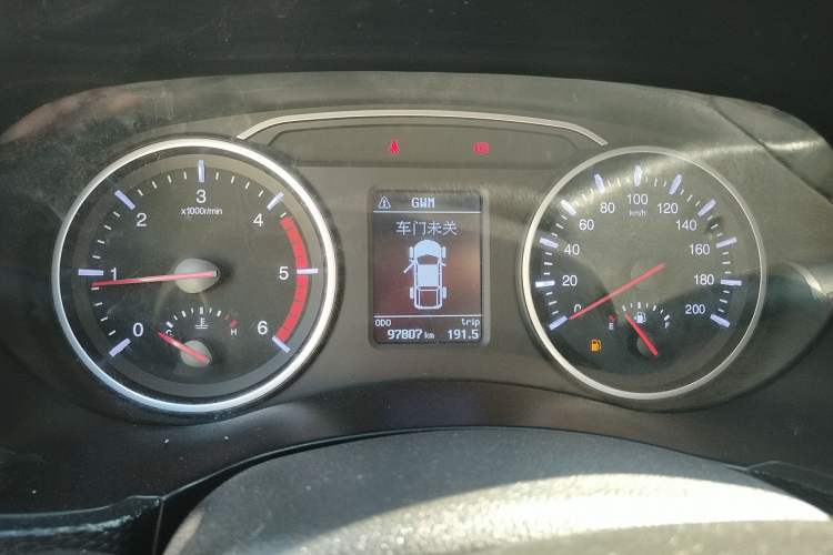 Used Great Wall Wingle 5 2017 2.0T European Version Diesel Two-Wheel Drive Advanced Large Double-Cab GW4D20E Instrument Cluster