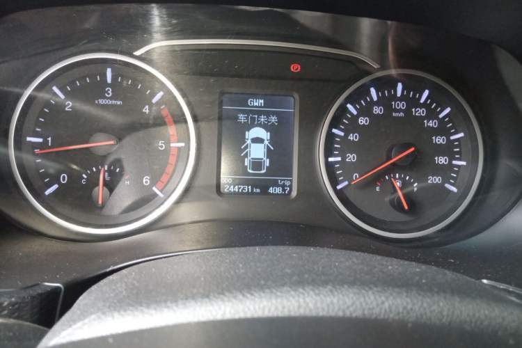 Used Great Wall Wingle 5 2017 2.0T European-spec Diesel Two-Wheel Drive Entry-Level Small Double-Cab GW4D20E Instrument Cluster