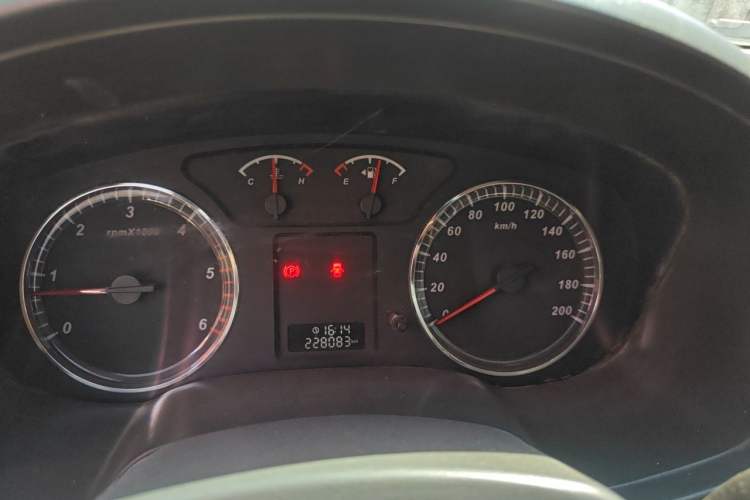 Used Great Wall Wingle 5 2017 2.0T European-Style Diesel Two-Wheel-Drive Elite Version with Large Double Cab – GW4D20B Instrument Cluster