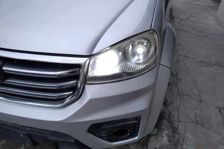 Used Great Wall Wingle 5 2017 2.0T European Version Diesel Two-Wheel Drive Advanced Large Double-Cab GW4D20E Left Front Headlight