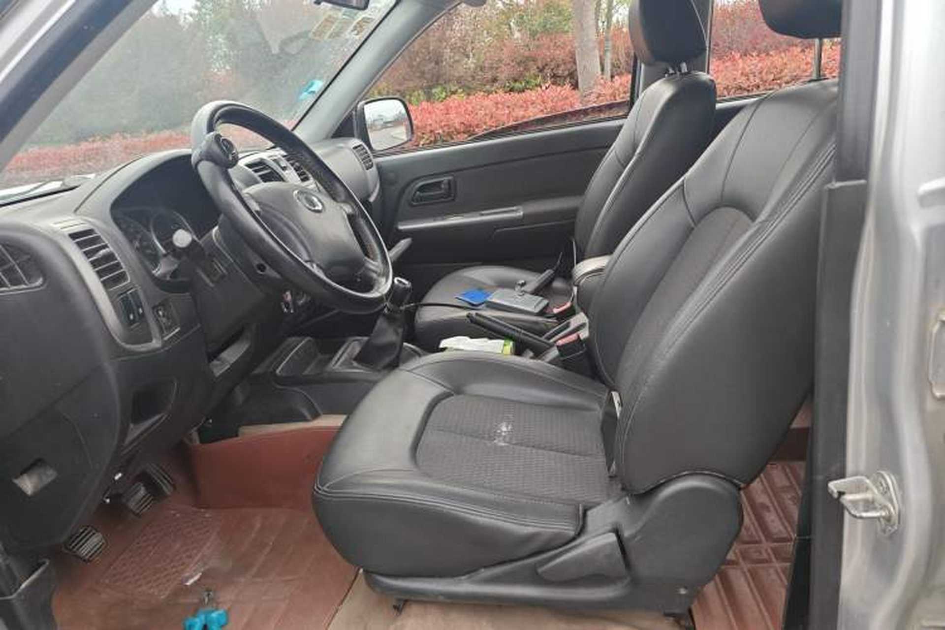 Used Great Wall Wingle 5 2017 2.2L Classic Version Two-Wheel Drive Big Double Cab 491QE Left Front Seat