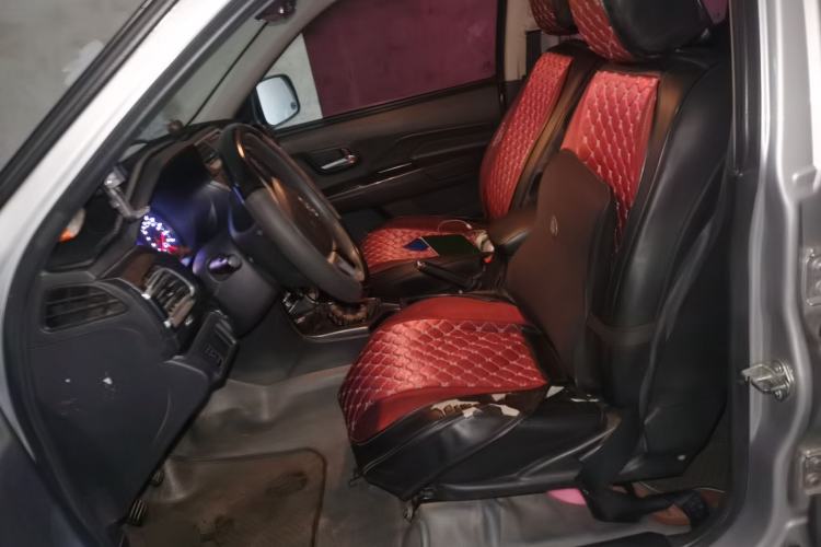 Used Great Wall Wingle 5 2017 2.0T European-Style Diesel Two-Wheel-Drive Elite Version with Large Double Cab – GW4D20B Left Front Seat