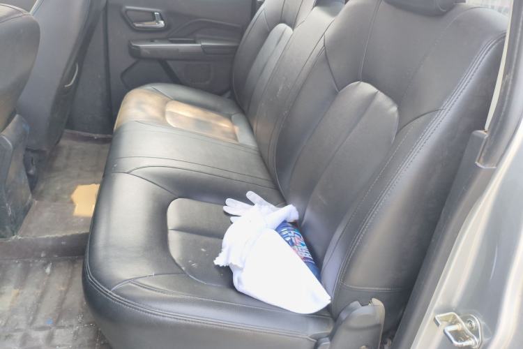 Used Great Wall Wingle 5 2017 2.0T European-Style Diesel 4x4 Ambition Version with Extended Double Cab – GW4D20E Left Rear Seat